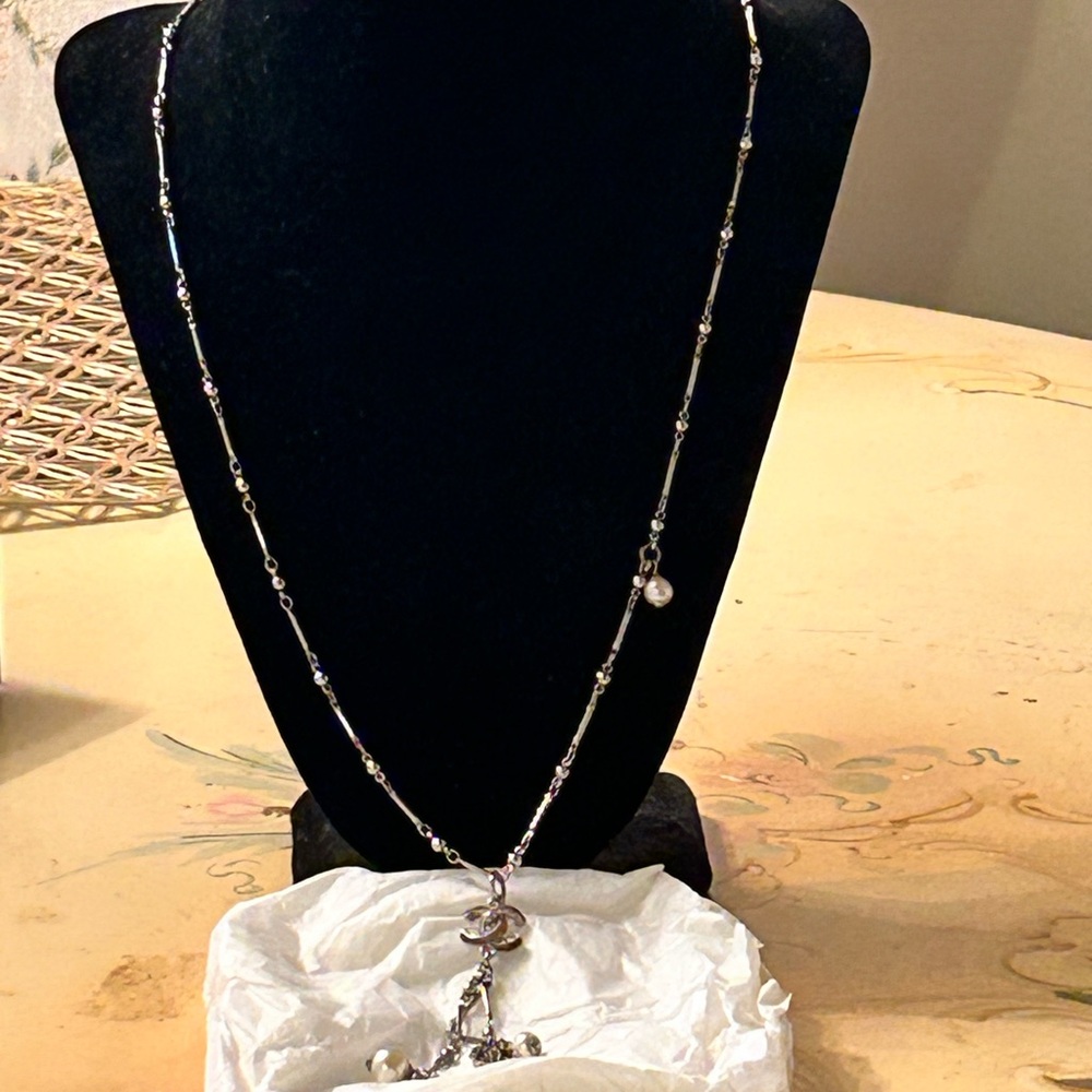 CHANEL Silver White Necklace with Pearls & Crystals Authentic 🔥Sale Ends Jan 1🔥 - Picture 2 of 10